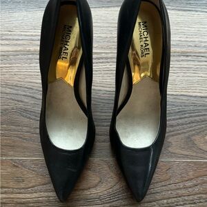 Black Michael Kors Pumps